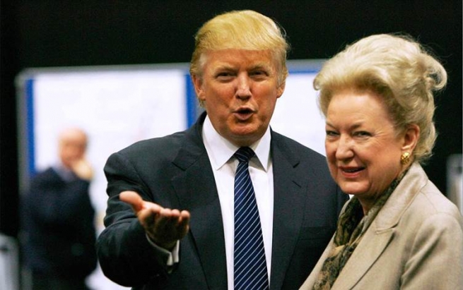 خوشکە گەورەکەی ترەمپ: لە زانکۆ کەسێکی دیکە لەجیاتی براکەم تاقیکردنەوەی کردووە